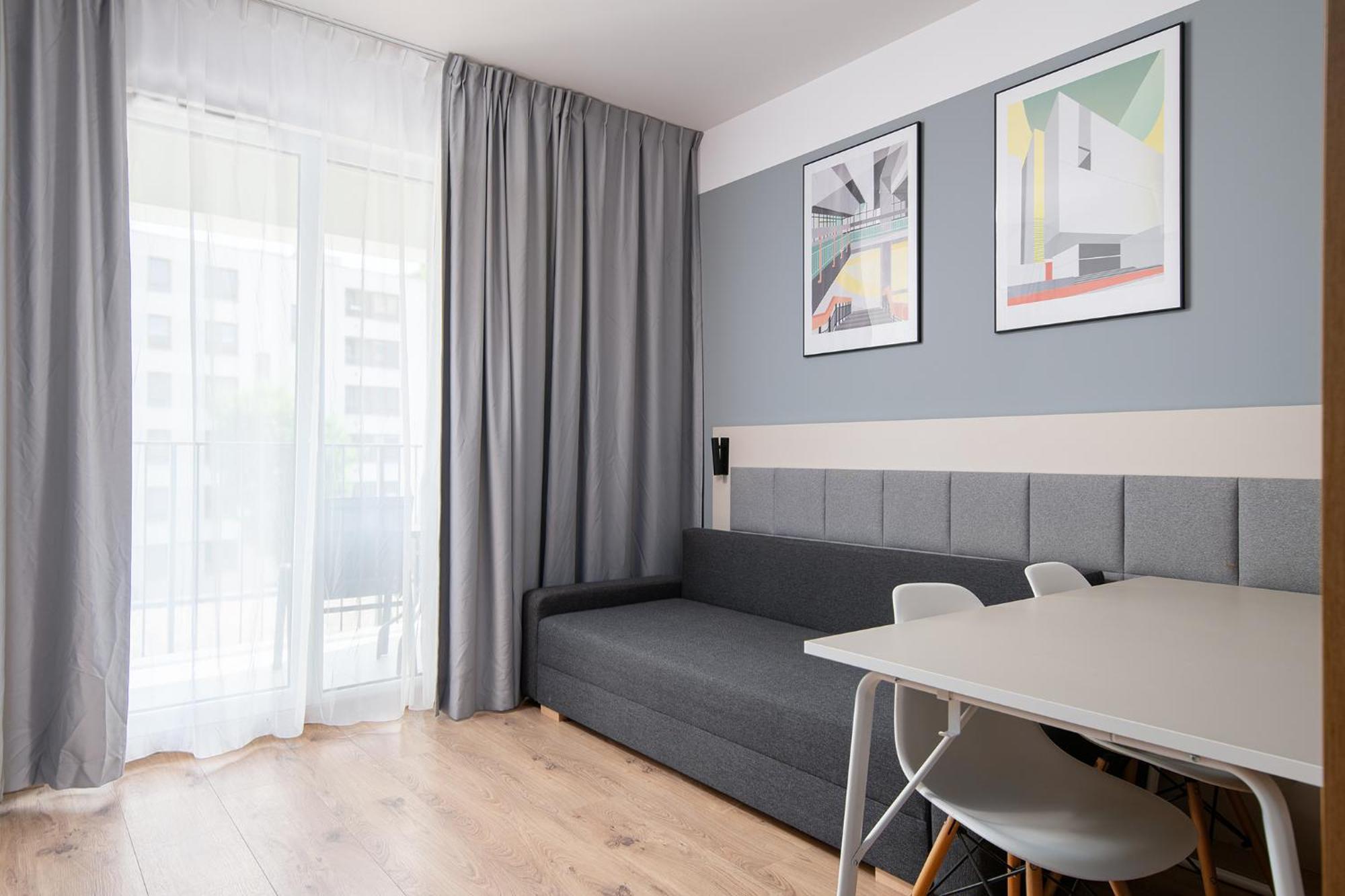 Rentplanet - Apartamenty Wolska Warschau Exterior foto